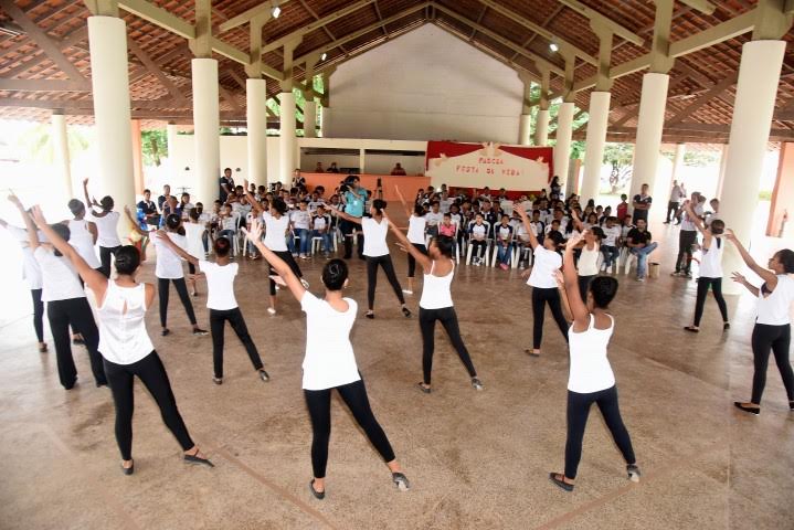 Gedema realiza Festa da Páscoa para alunos do Sol Nascente