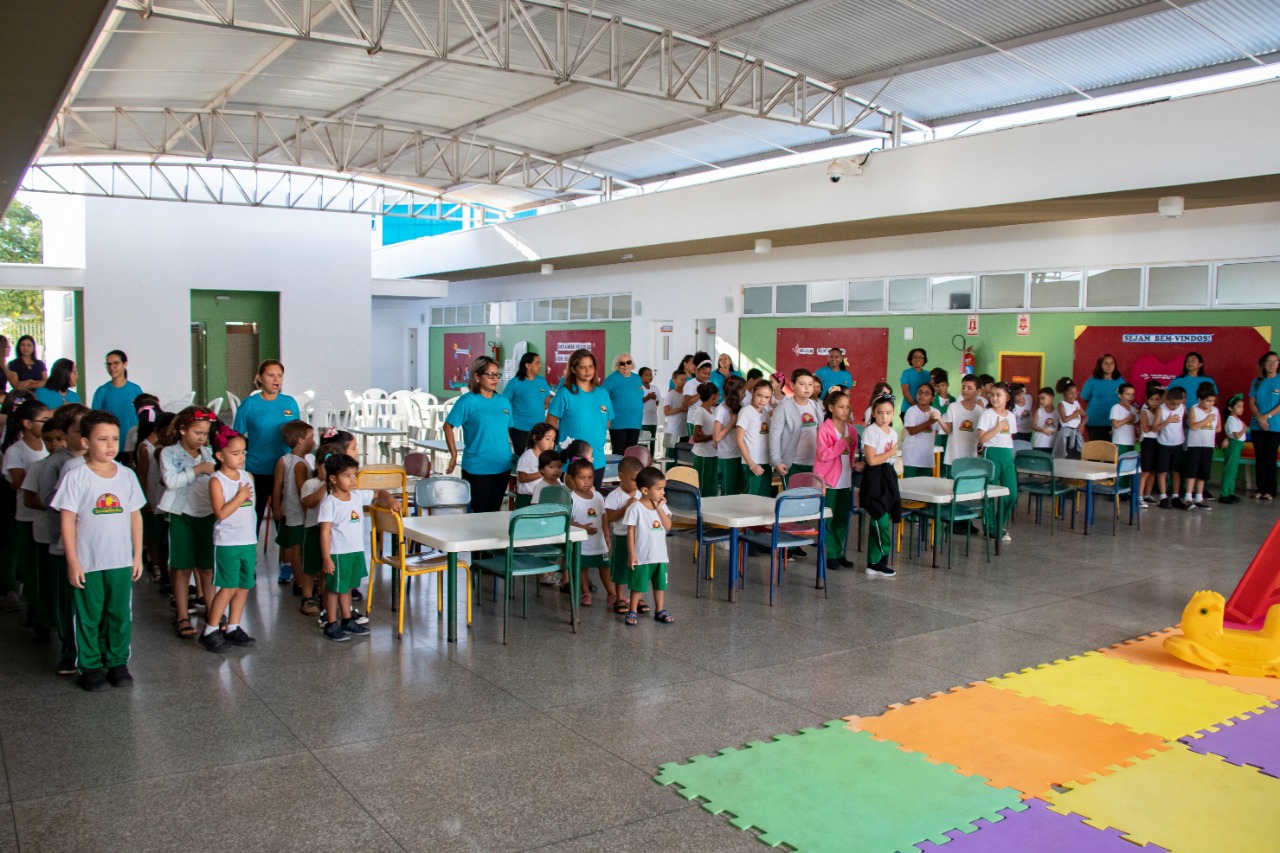 Alunos da Creche Escola Sementinha retornam às aulas para o segundo semestre do ano letivo