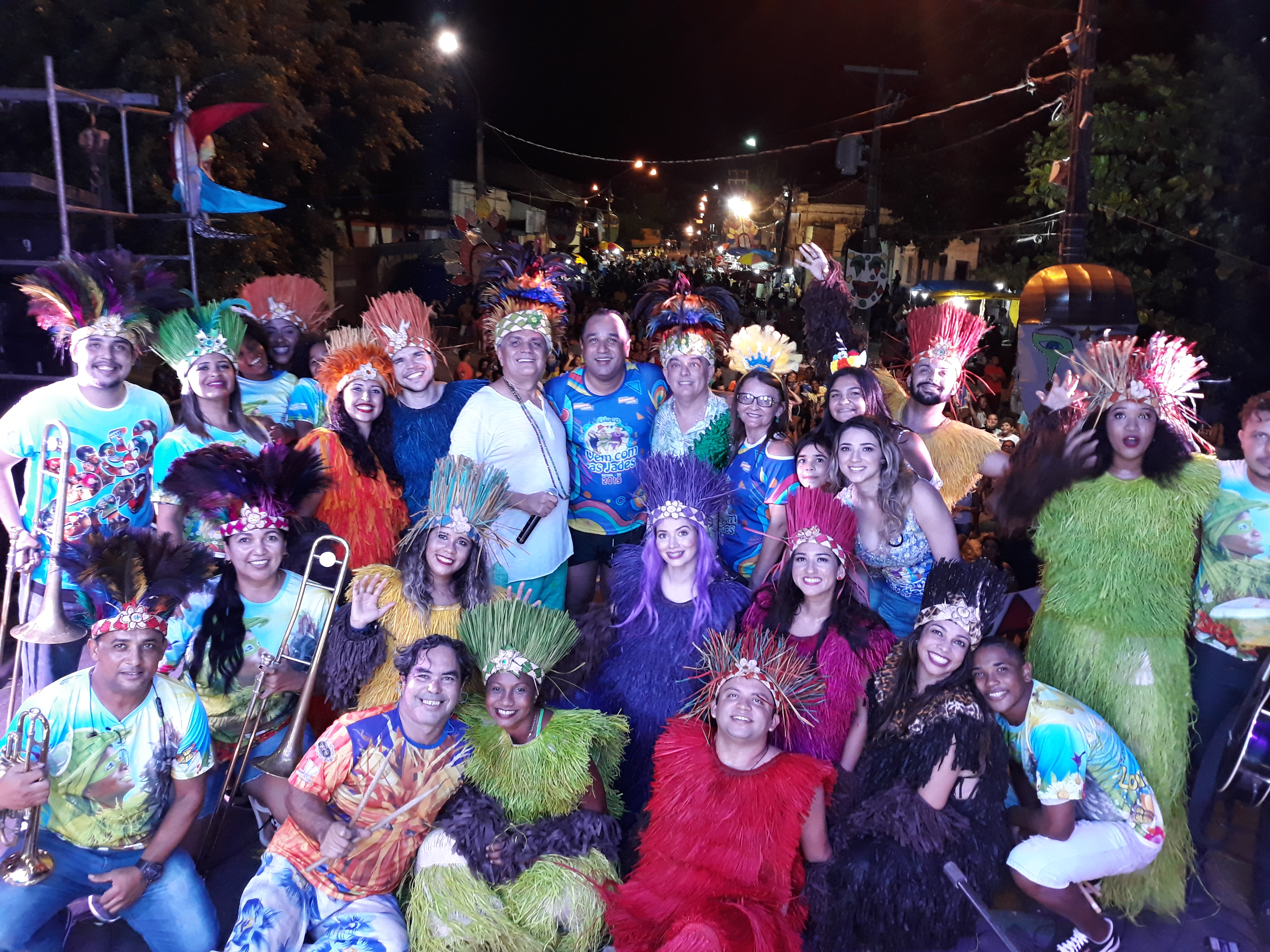 Roberto Costa reúne milhares de pessoas no pré-Carnaval de Bacabal
