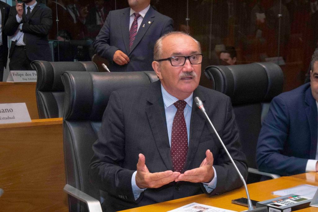 Deputado César Pires critica contratações feitas pela Emserh na rede estadual de saúde