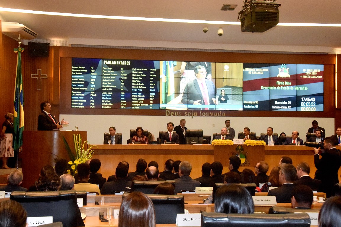 Governador Flávio Dino presta contas de sua gestão e anuncia prioridades para 2018