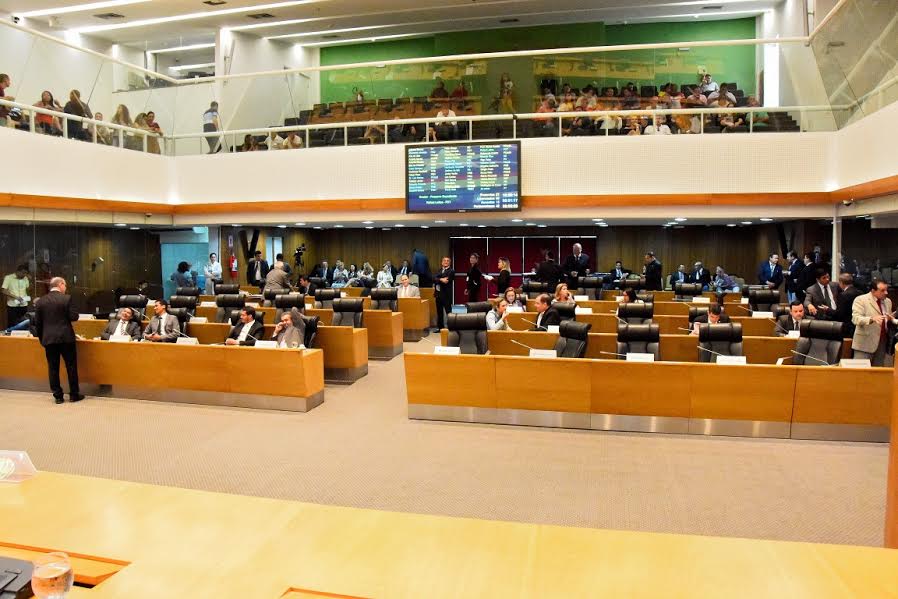 Plenário aprova a criação do Parlamento Estudantil