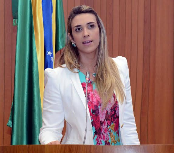 Deputada diz que pedirá CPI para investigar supostos crimes de violência sexual em Santa Inês