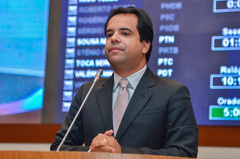 Deputado Edilázio Júnior afirma que irá cobrar posicionamento do presidente da Famem