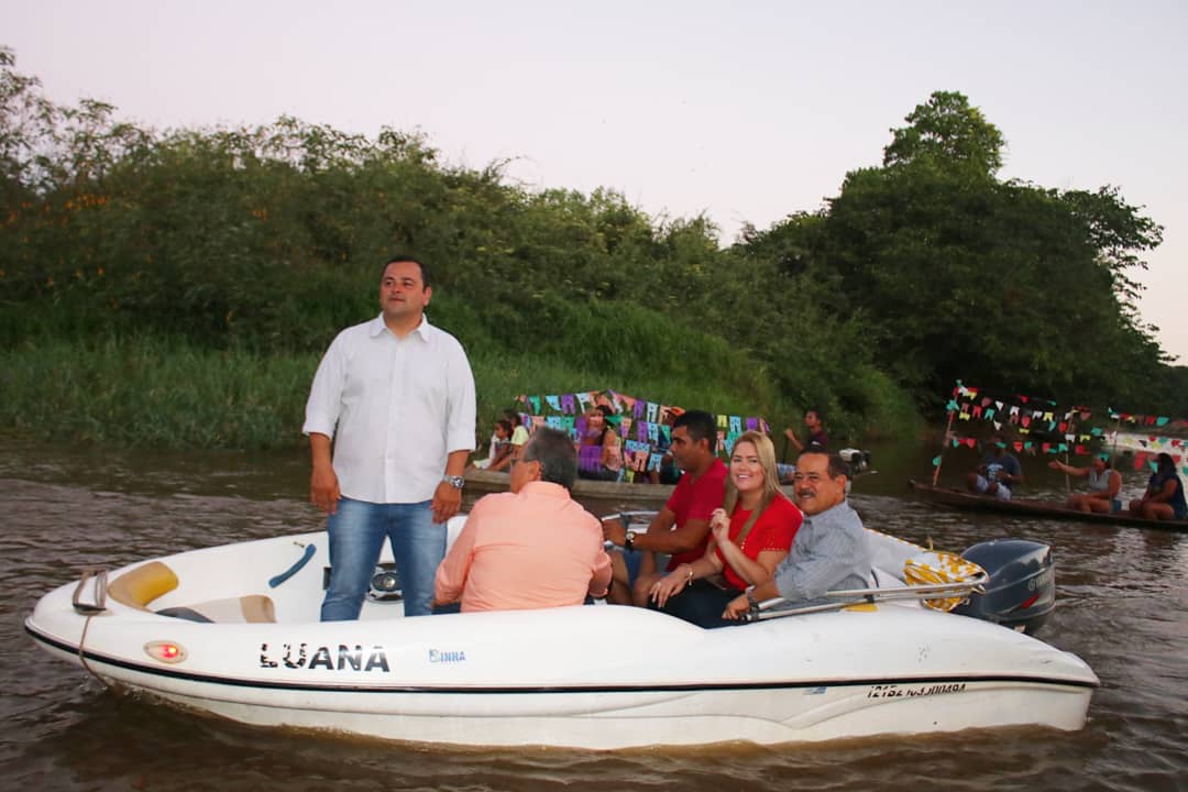 Vinicius Louro participa de Festejo de São Pedro com procissão fluvial no Rio Mearim