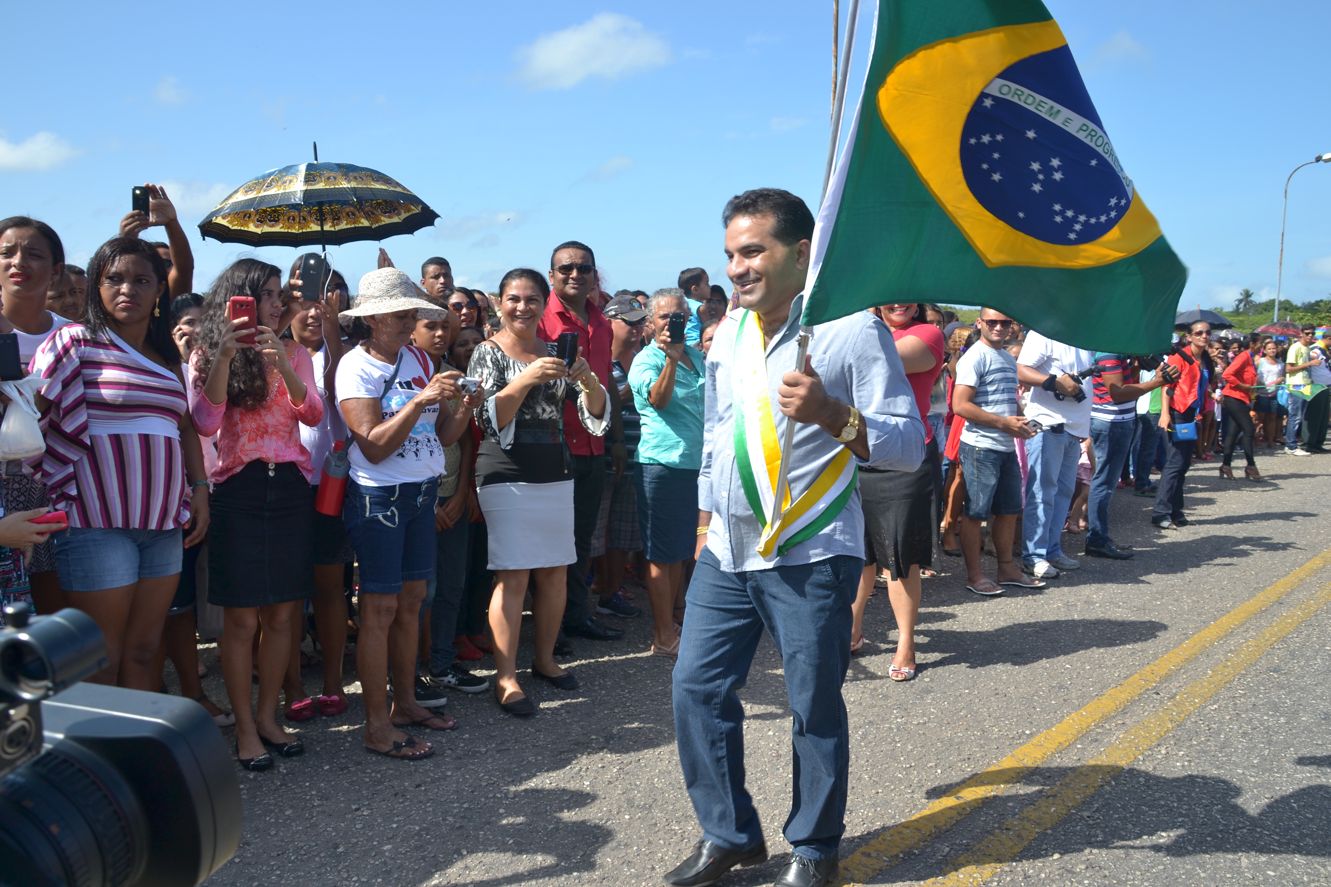 Josimar de Maranhãozinho prestigia festa da Independência na região do Turi