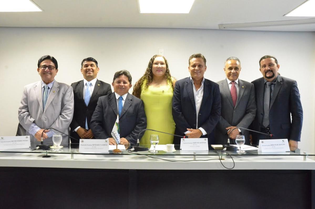 Júnior Verde avalia reunião do Parlamento Amazônico em Manaus