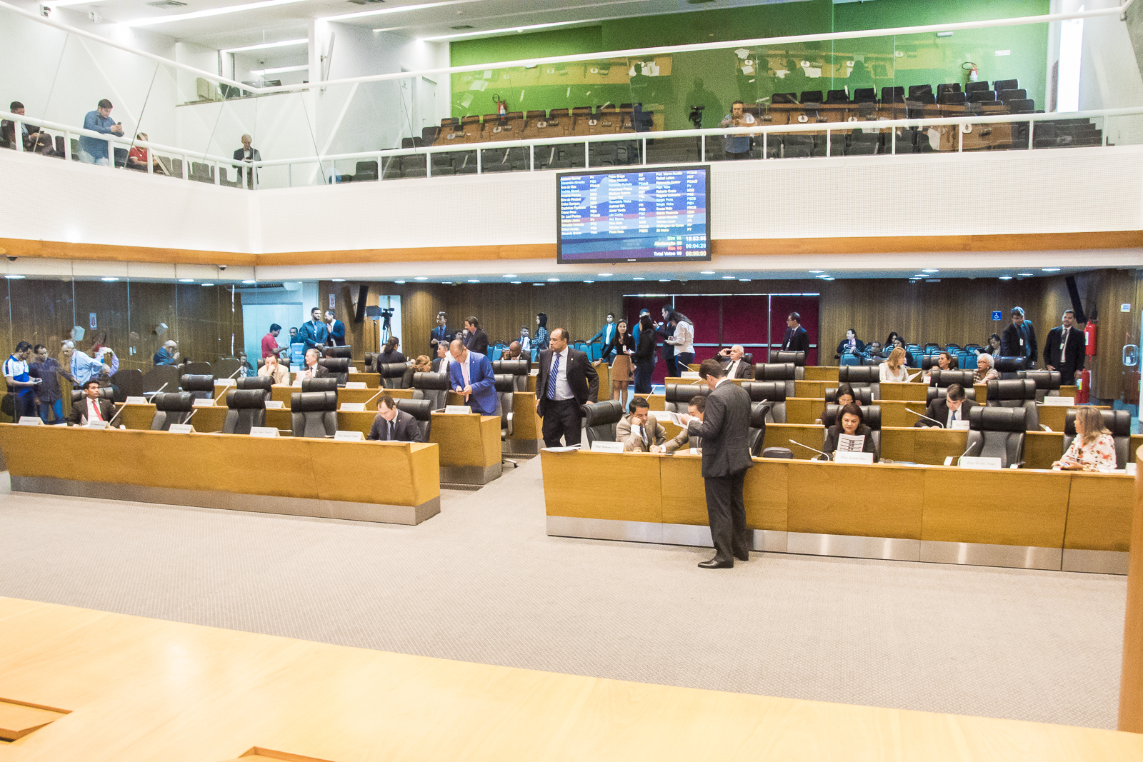 Durante janela partidária, 13 deputados estaduais mudaram de partido