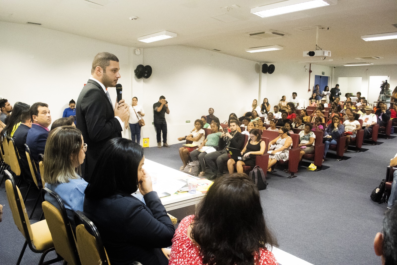 Wendell Lages reafirma apoio às quebradeiras de coco em Audiência Pública na Assembleia