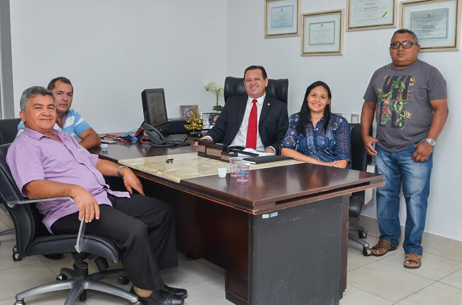 Stênio Rezende se reúne com prefeitos de Marajá do Sena e Tasso Fragoso