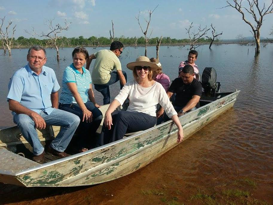 Valéria Macedo participa de reunião com pescadores em Estreito