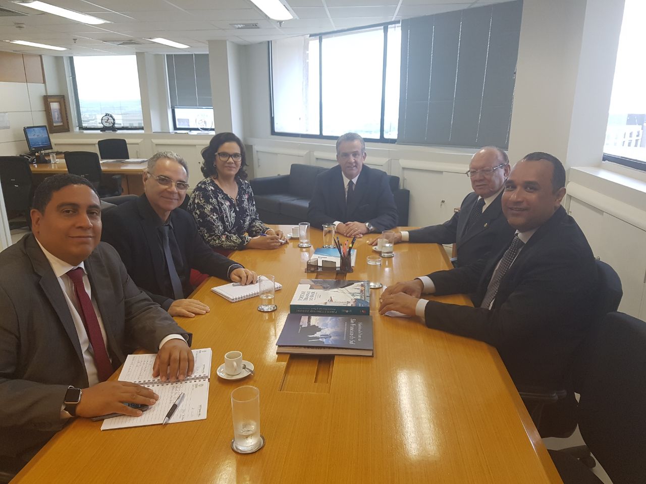 Deputado Roberto Costa participa de reunião com o secretário nacional dos Portos