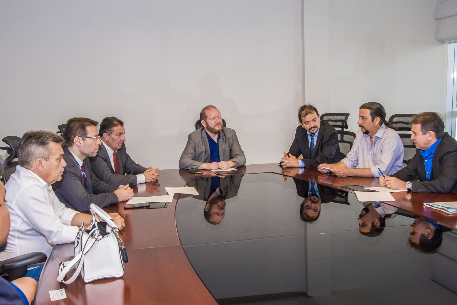 Deputados discutem com presidente da Famem demandas dos municípios maranhenses