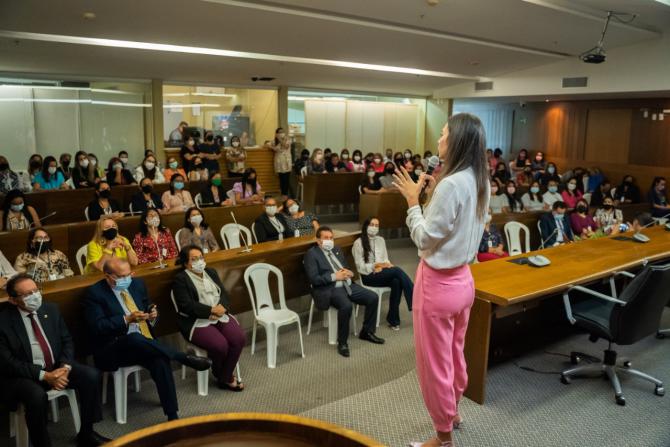 Servidoras da Assembleia são homenageadas pelo Dia Internacional da Mulher 