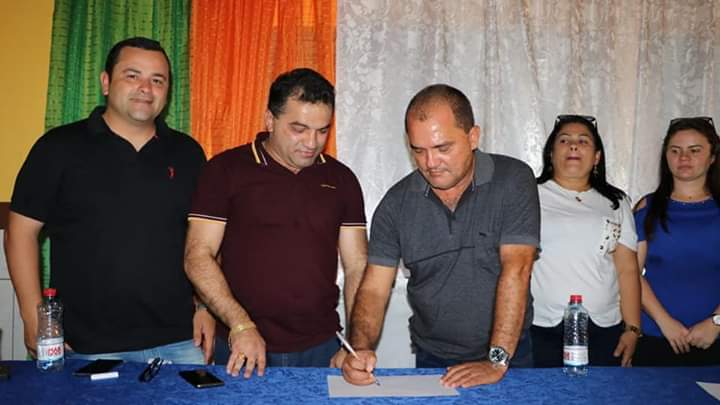 Vinicius Louro participa de ato de filiação do prefeito de Lago dos Rodrigues ao PL