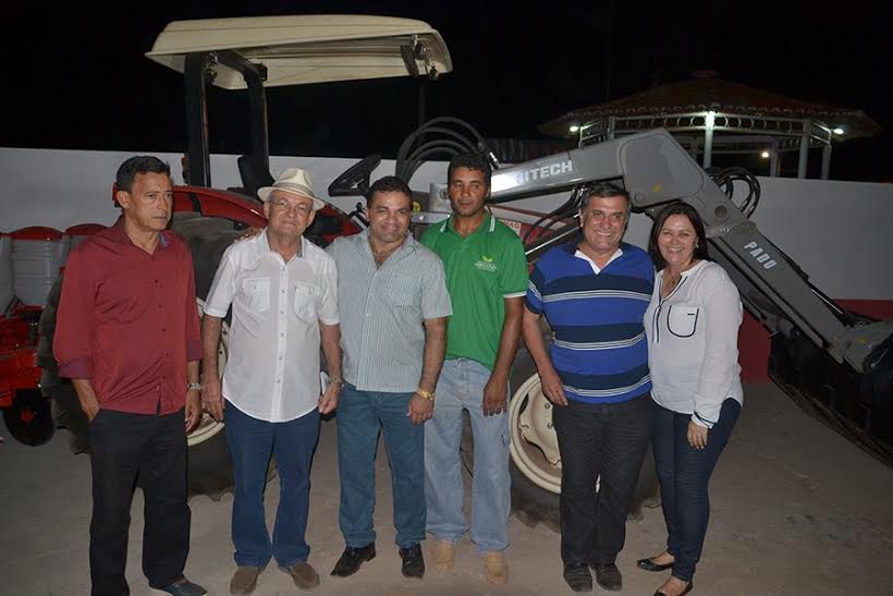 Josimar participa das comemorações dos 54 anos de Lago do Junco