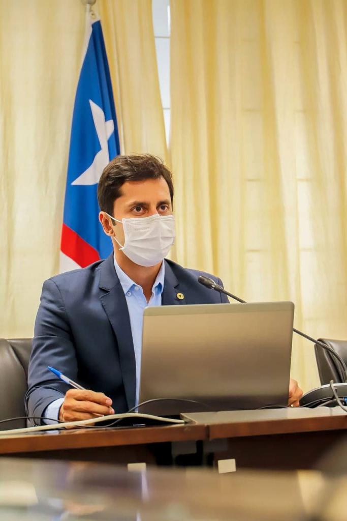 Duarte ingressa com ação para que planos de saúde garantam mais leitos e hospital de campanha 