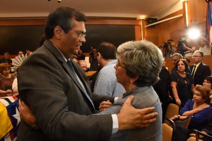 Governador Flávio Dino lamenta morte do deputado João Castelo e presta últimas homenagens