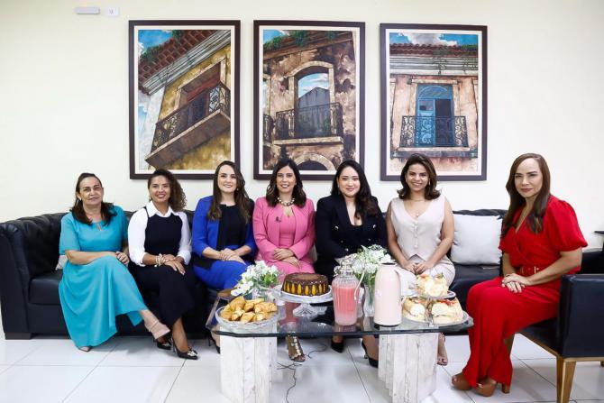 ‘Café com Notícias’ conversa com mulheres que integram diretoria da OAB/MA