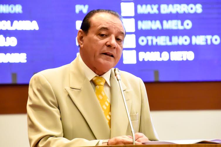 Raimundo Cutrim solicita ambulâncias para cidades do Maranhão