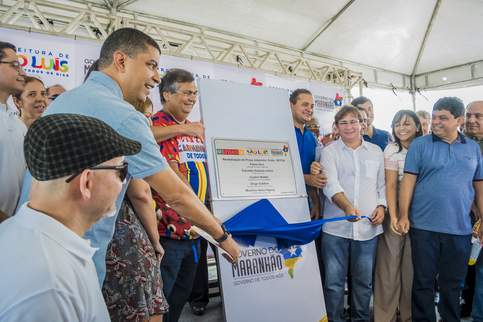 Bira prestigia inauguração da Praça Joãosinho Trinta e Gomes de Sousa