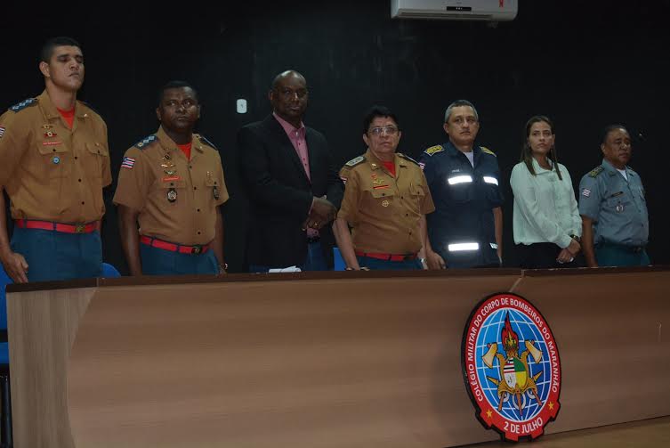 Deputado Cabo Campos prestigia formatura do Colégio Militar 2 de Julho