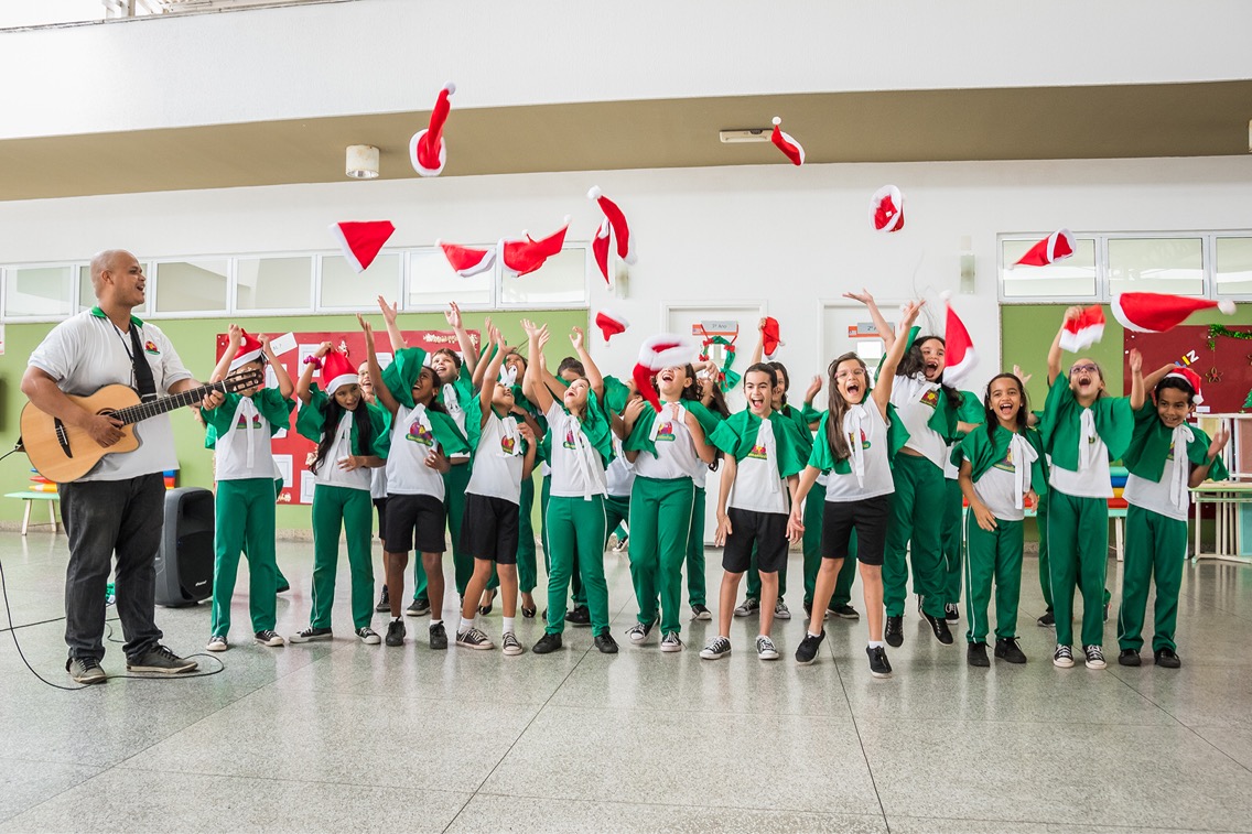 Coral da Creche-Escola Sementinha apresenta Cantata Natalina