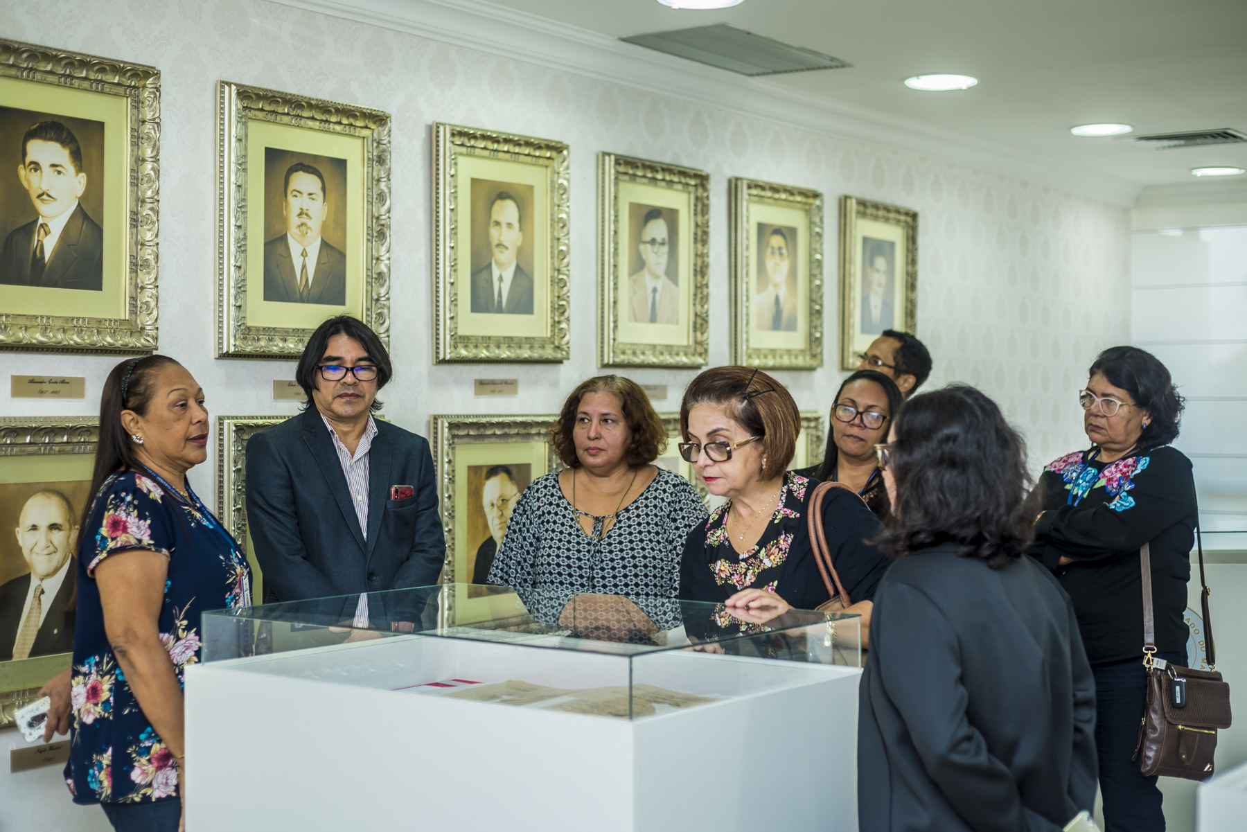 Servidores do TCE-MA visitam a exposição “Acervo Memorial do Legislativo Maranhense”
