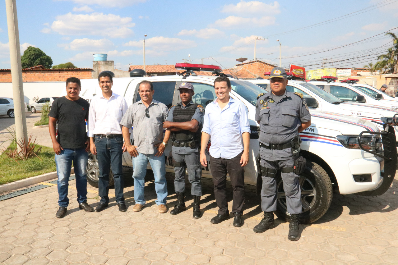  Marco Aurélio participa da entrega de viaturas para Região Tocantina