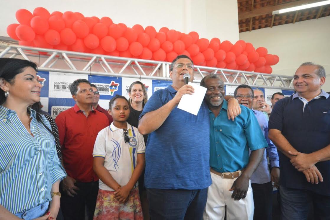 Deputado Fábio Braga participa de inaugurações de escolas dignas em Peritoró