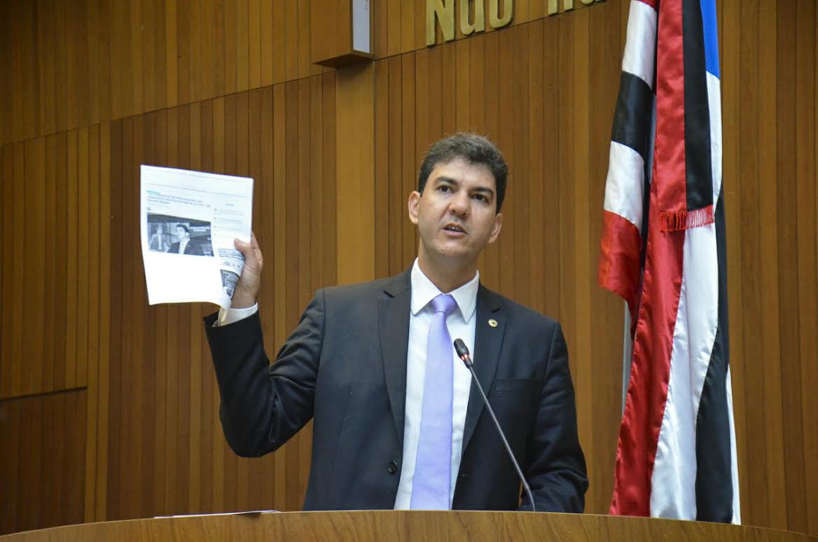 Eduardo Braide lamenta suspensão de ano letivo da Uema e cobra do Governo acordo com professores