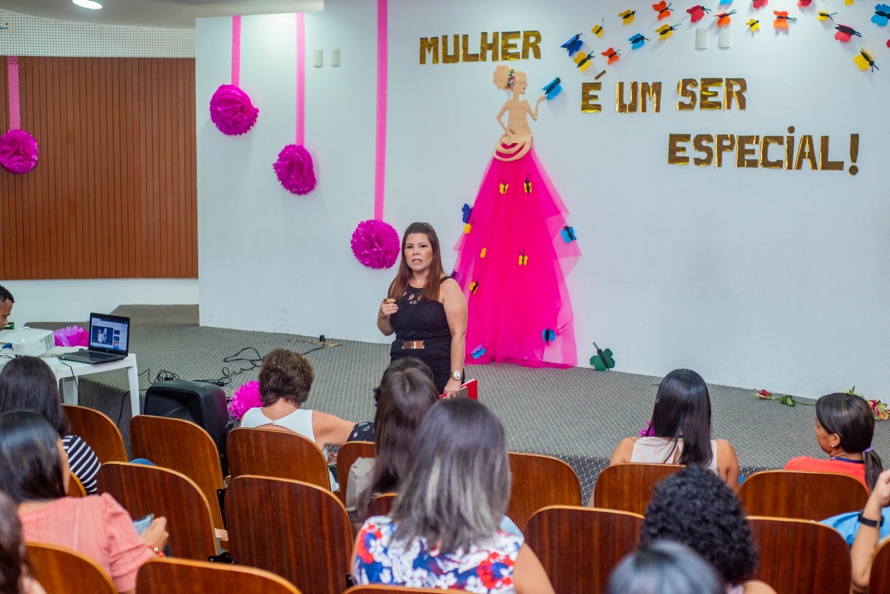 Palestras e outras atividades marcaram as celebrações em homenagem à mulher, na Creche-Escola Sementinha