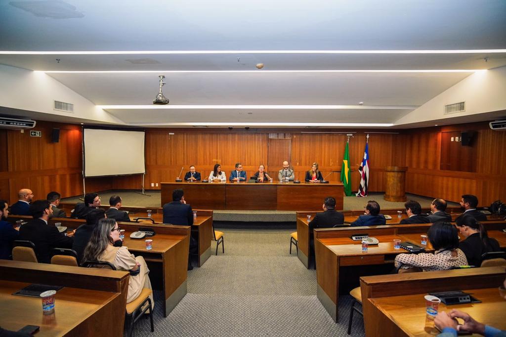 Deputado Carlos Lula prestigia encontro regional de Direito Eleitoral