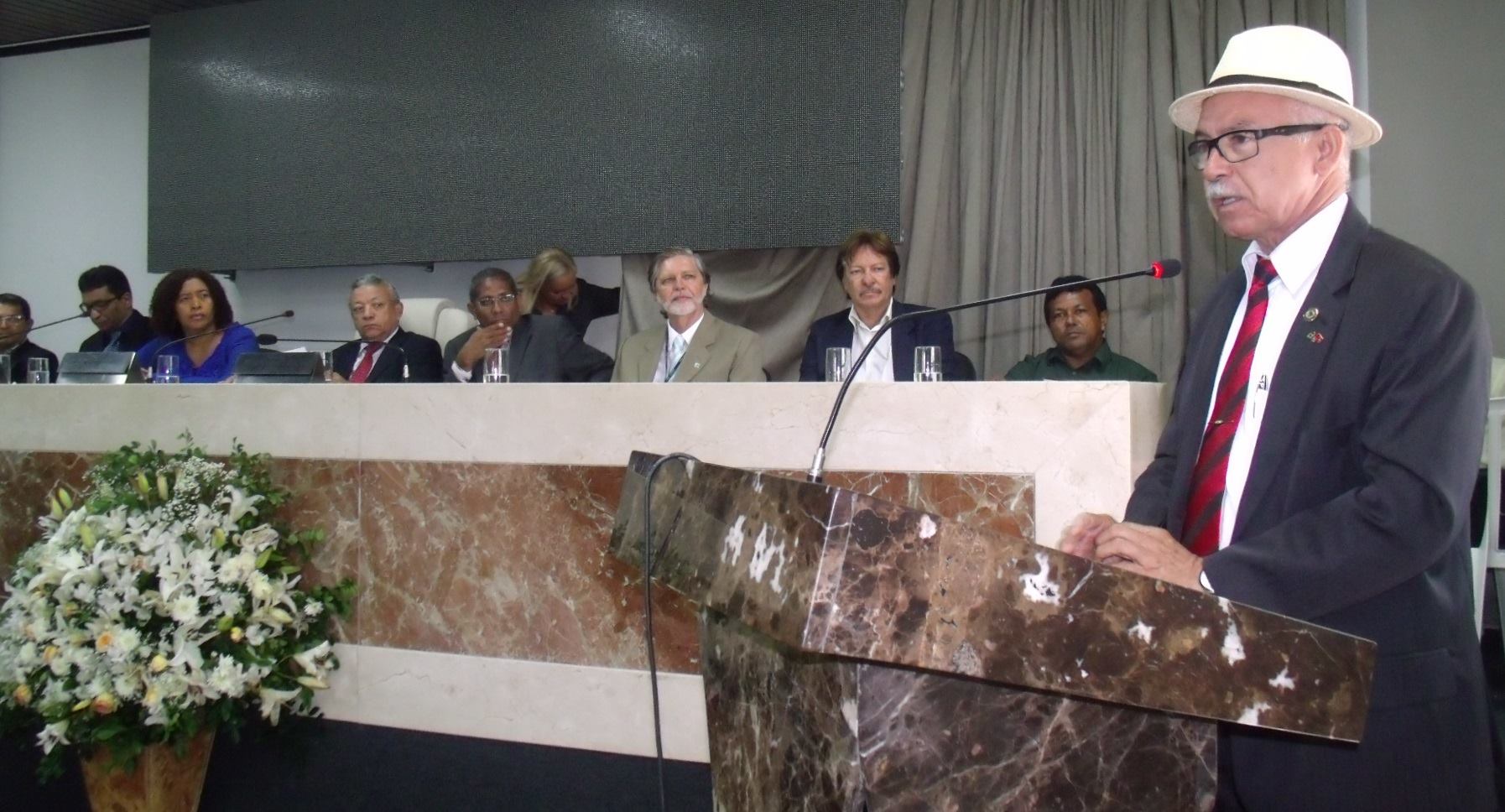 Fernando Furtado representa Assembleia na Câmara dos Vereadores 