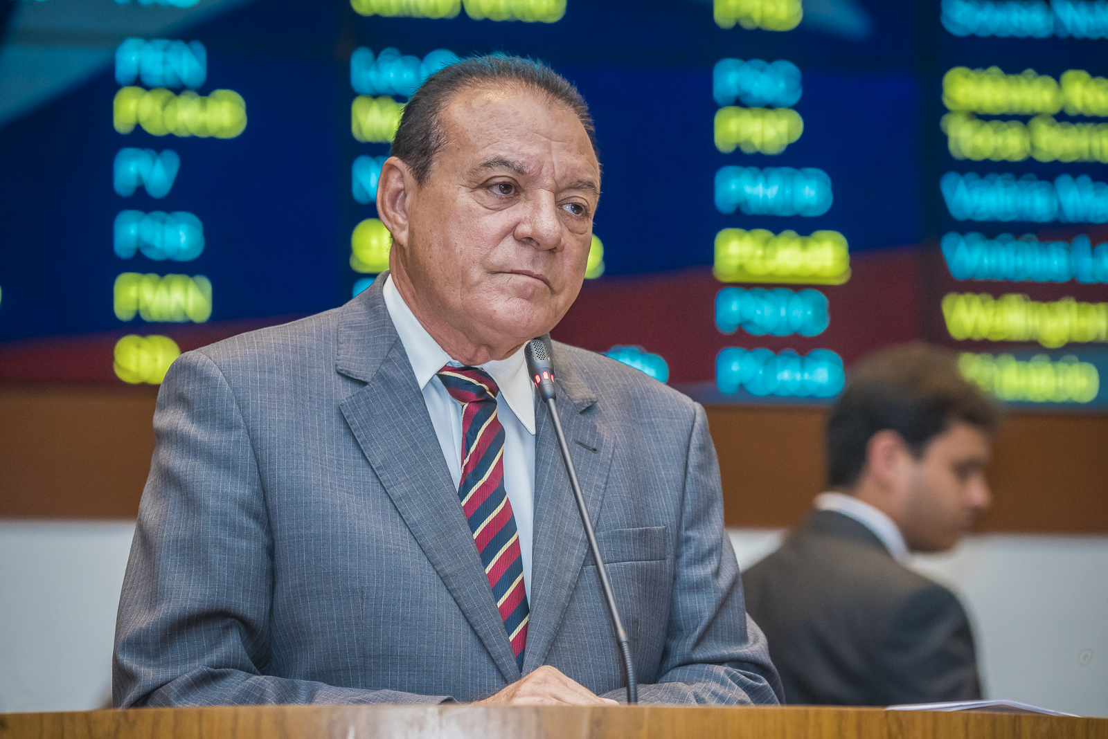 Deputado Raimundo Cutrim critica apreensão de veículos que estão com IPVA atrasados