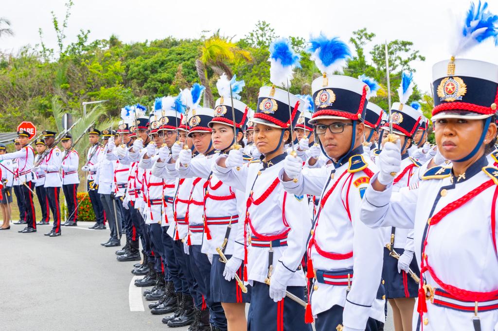 Desfile Militar contou com a participação de cadetes do Corpo de Bombeiros, do Curso de Formação de Oficiais da PM e da cavalaria