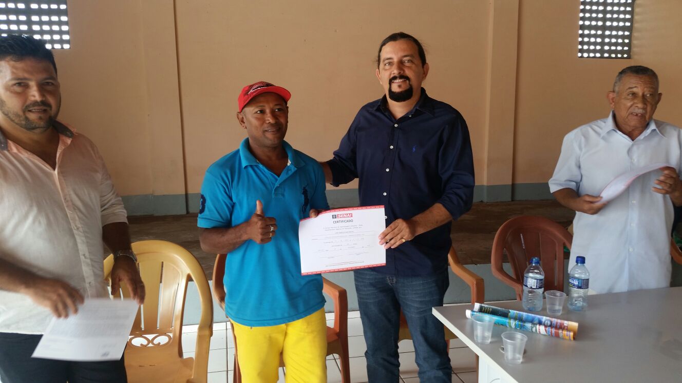 Júnior Verde participa da entrega de certificados em Bacurituba