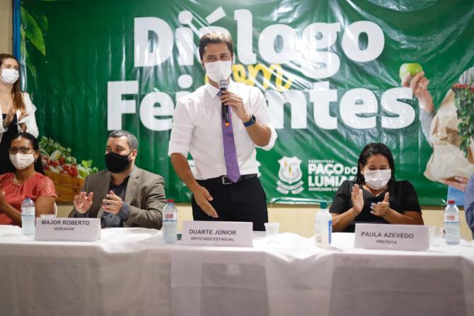 Duarte participa de diálogo com feirantes no Maiobão