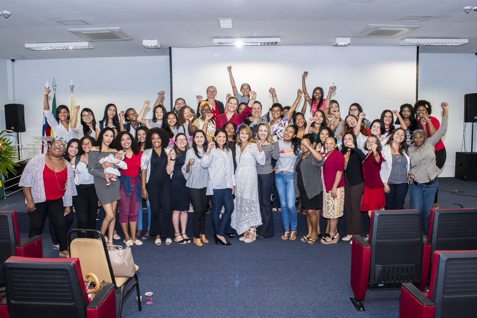 Procuradoria da Mulher promove debate sobre participação política e empoderamento feminino