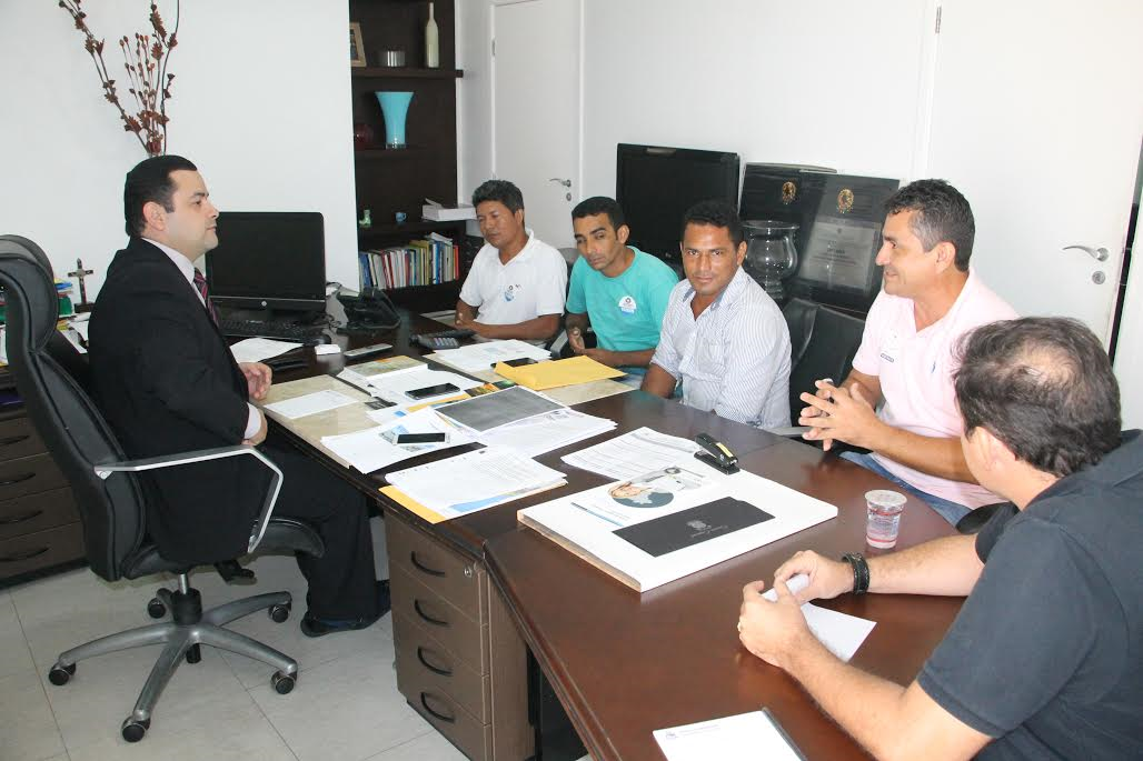 Deputado Vinicius Louro recebe Conselheiros Tutelares do Maranhão