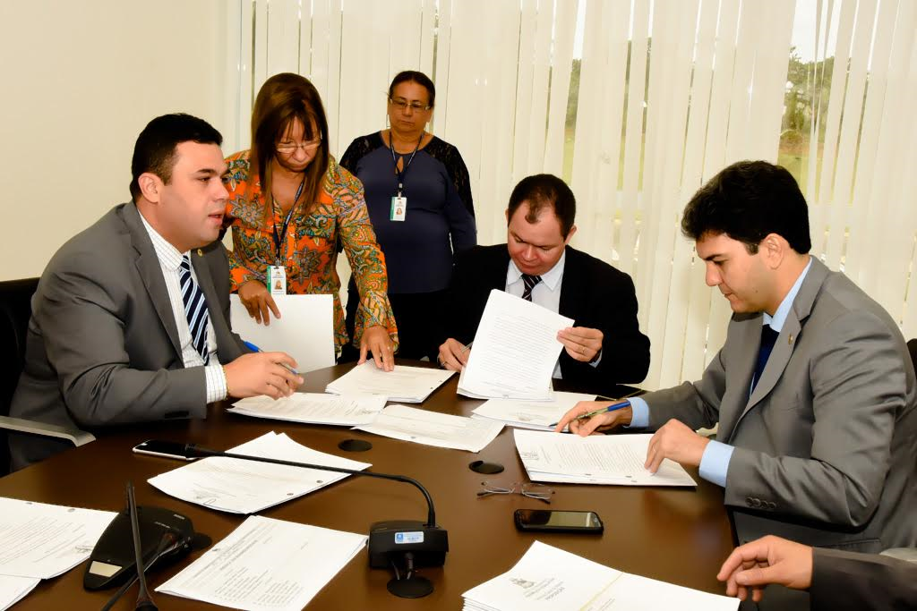 CCJ aprova projeto que beneficia eleitores convocados para servirem à Justiça Eleitoral