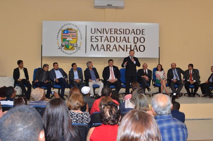 Assembleia participa da entrega de Herbário e Núcleo de Esportes na Uema