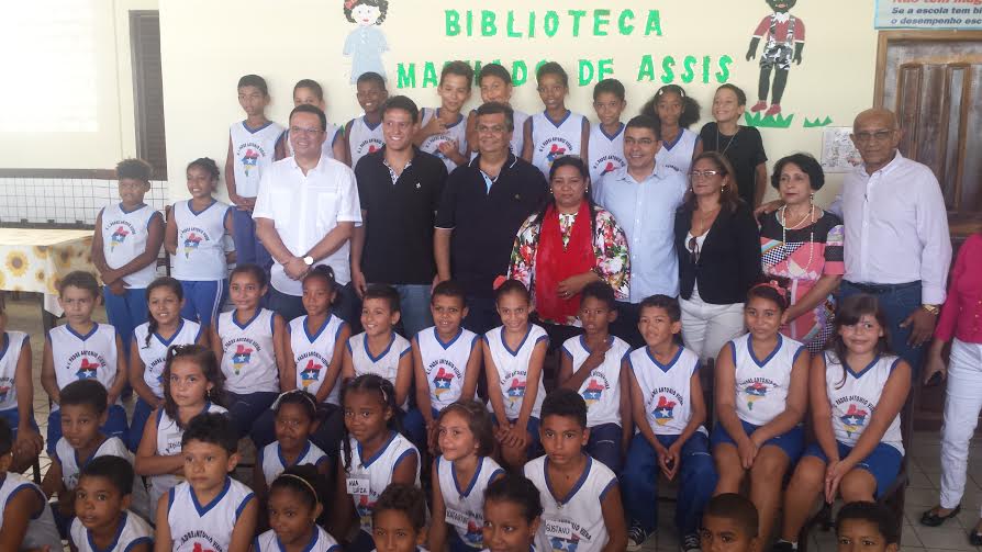 Deputado Bira  participa da entrega de escolas reconstruídas pelo Estado em São Luís