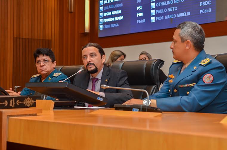 Júnior Verde presta homenagem aos bombeiros em Sessão Solene