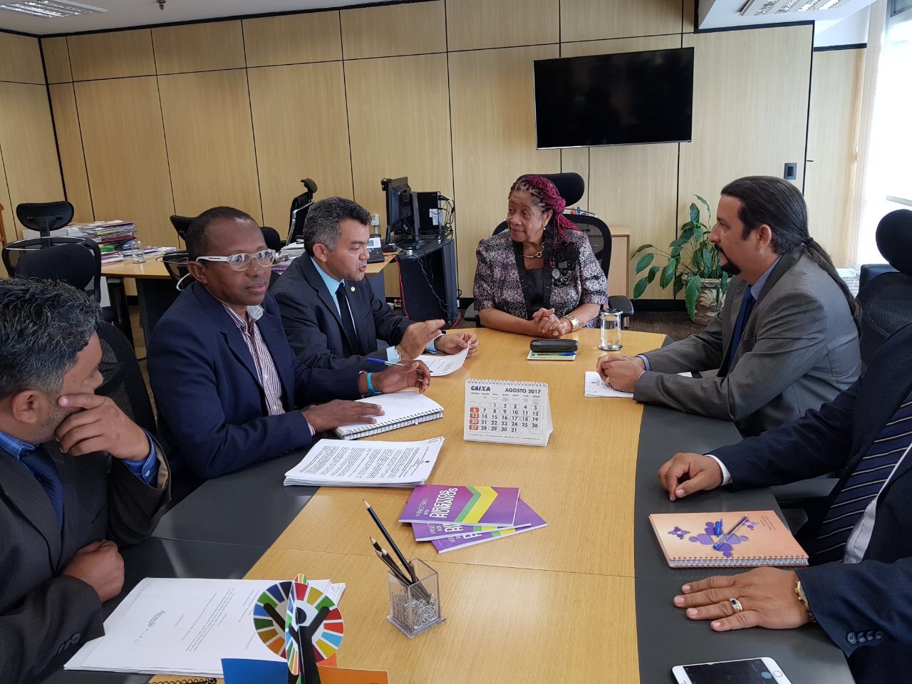 Júnior Verde garante, junto a ministra de Direitos Humanos, kits de trabalho para conselheiros do MA