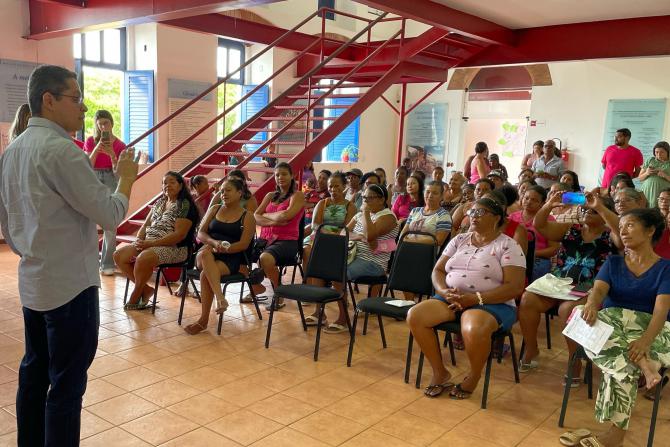 Carlos Lula leva ação preventiva contra o câncer de mama para a área Itaqui-Bacanga