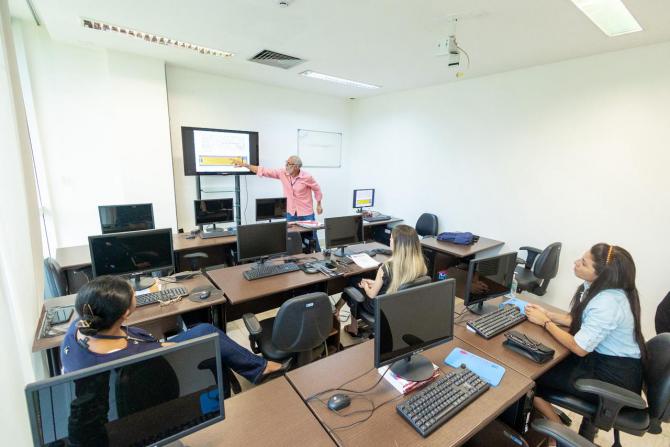 Escola do Legislativo abre calendário de capacitações com novas turmas do curso de Informática