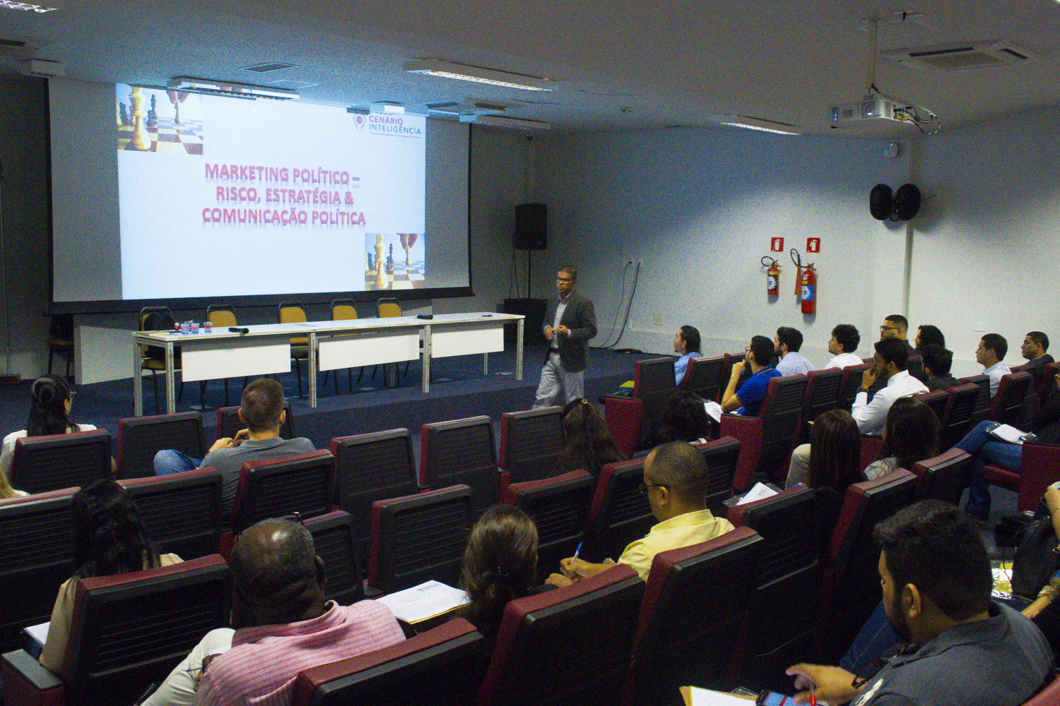 Escola do Legislativo promove Curso de Marketing Político para assessores parlamentares
