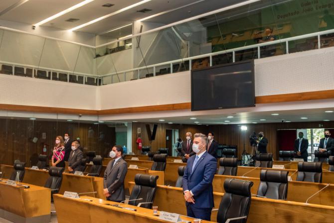 Assembleia presta homenagem a Milson Coutinho e ao ex-prefeito de Governador Nunes Freire