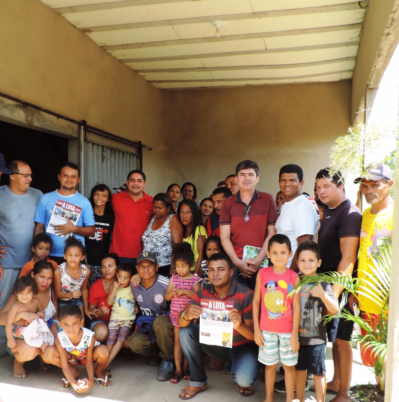 Zé Inácio é recebido pelos moradores do Residencial Nova Era